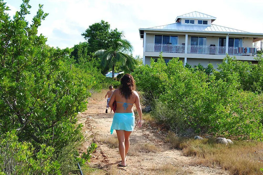 Hotel Casa De Isle Taylor Bay Beach
