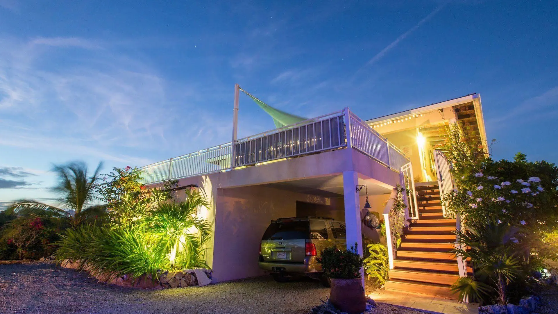 Hotel Casa De Isle Taylor Bay Beach